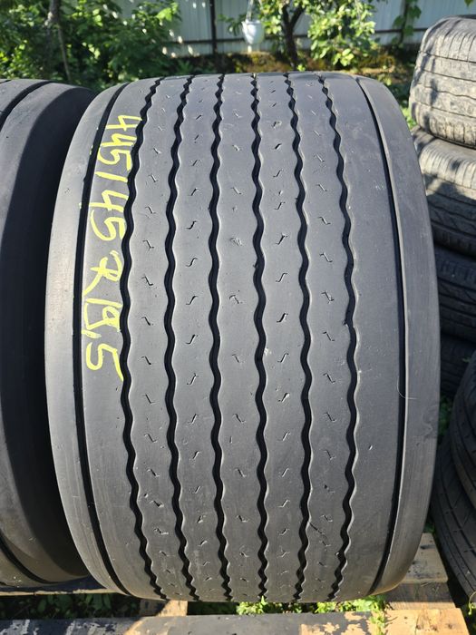 2 Anvelope Semiremorca Michelin 445/45 R19.5  Stare Perfectă.