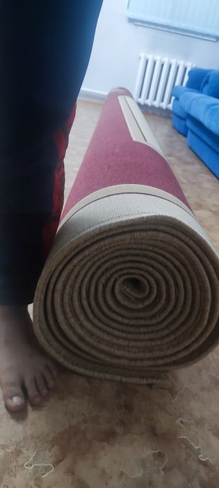 Продается ковер.