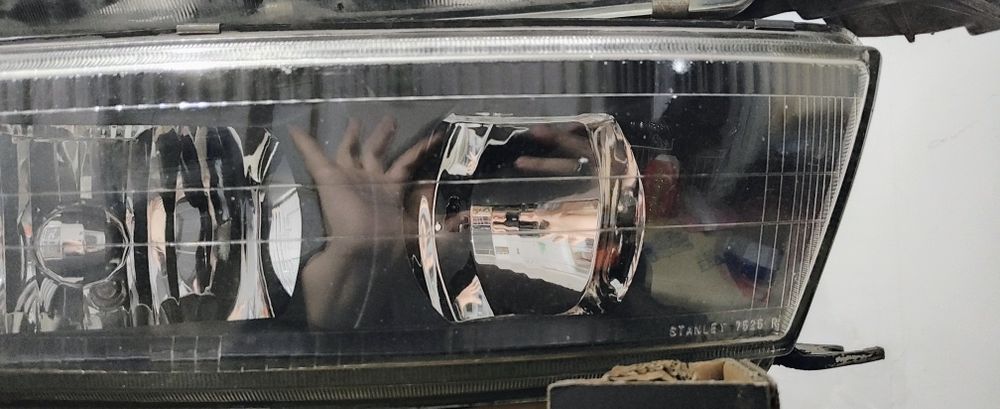 Фары на Mitsubishi Galant 8