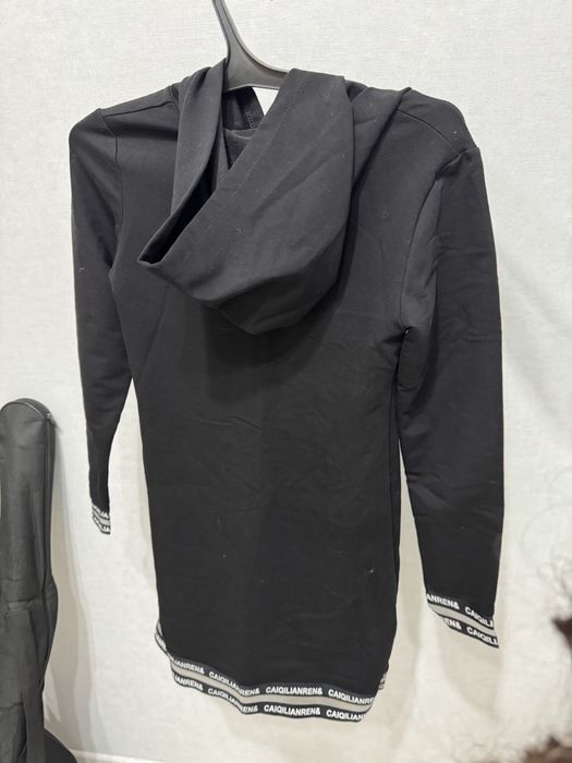 Продам качественное платье