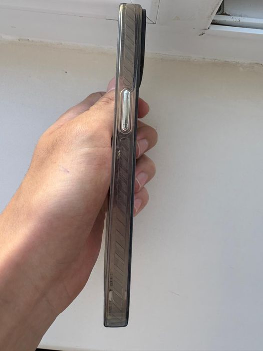 Чехлы Marvel для iPhone 15 (Веном / Человек-Паук)