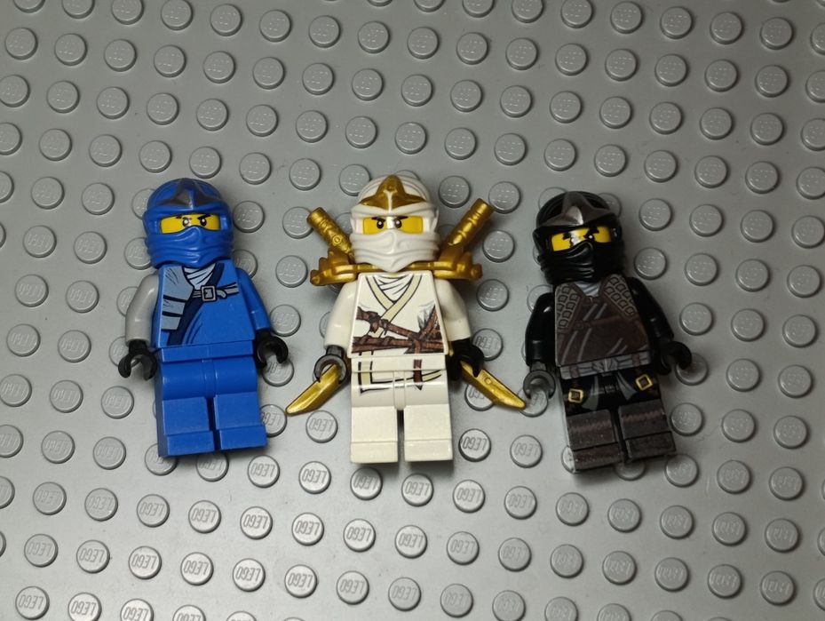Lego Ninjago Rise Of Snakes : Lloyd, Zane, Cole, Jay ZX