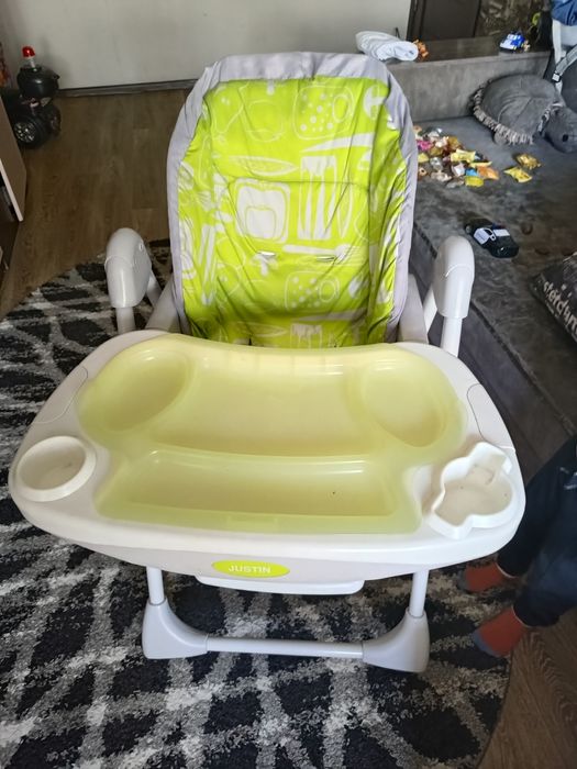 Продам стульчик для кормления