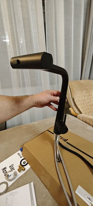 Baterie retractabila  lavoar bucatarie