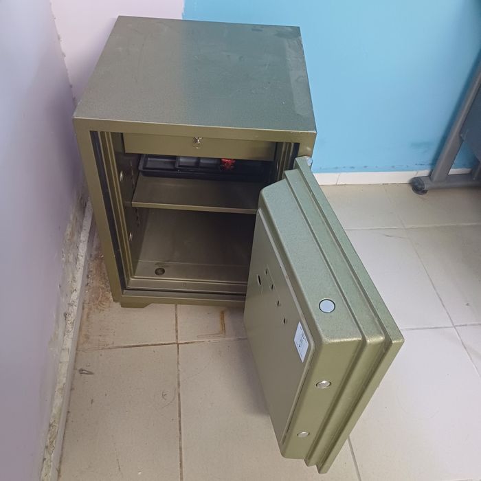 Сейф бу отличное качество