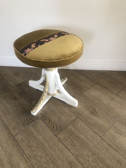 Стул для пианино, фортепиано.табурет антикварный