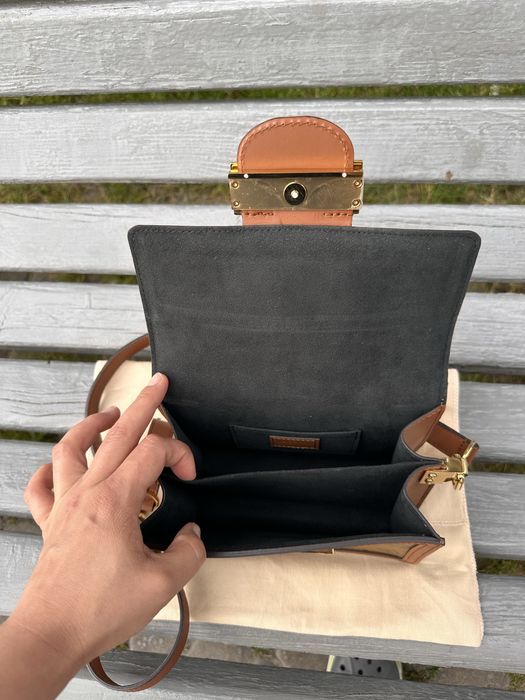 Сумка Louis Vuitton Dauphine