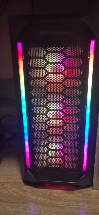 Компютър Ryzen 5 5600 / EVGA GTX 1080 Ti SC2 / 16GB RAM / SSD+HDD