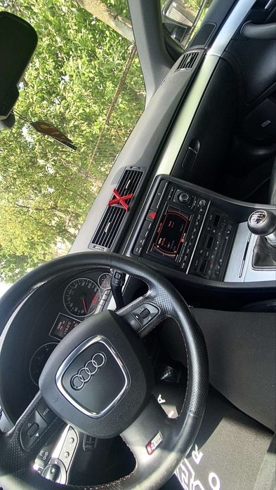 AUDI A4 0 — imagine 5