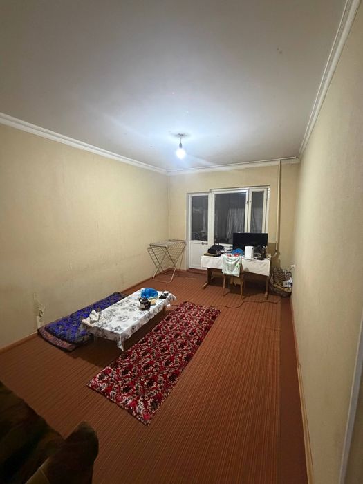 3 х ком квартиру Сергели 2 на первом этаже не торцевая площадь 78 м²