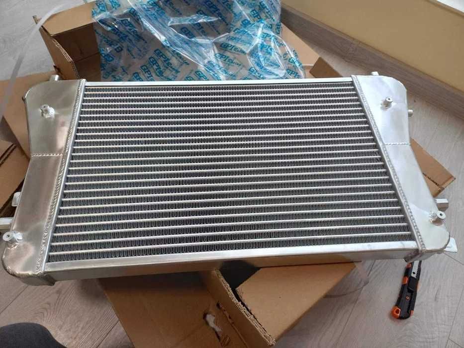 Интеркулер за Audi A3S3 8P,TT,TTS;VW Golf 5 GTI,Golf 6 GTI,Scirocco3