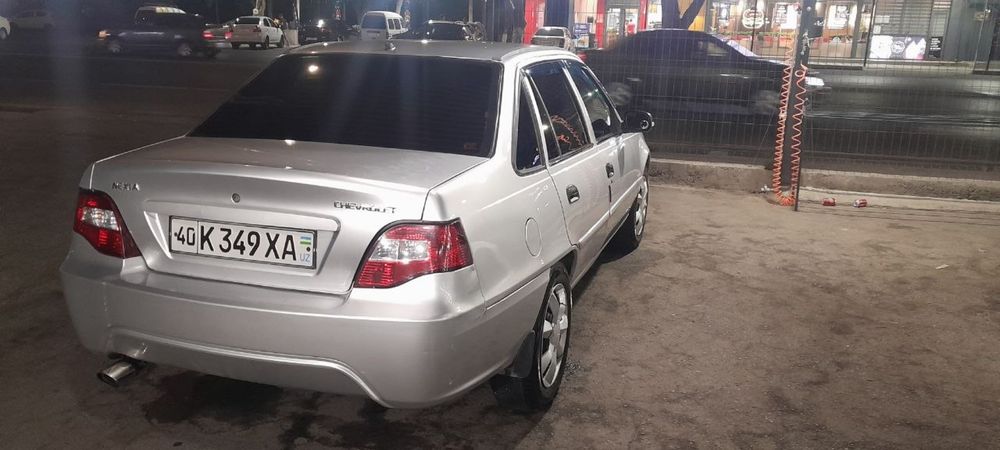 Chevrolet Nexia 2 серебристый