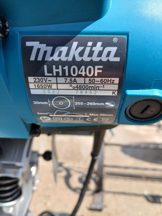 Vand circula Makita LH1040F