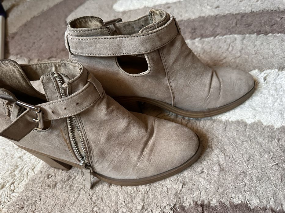 Ghete Bershka nr 36
