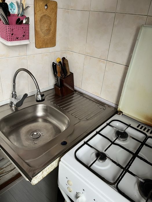 Чилонзор 16  квартира   1 в 2 / 5 / 5