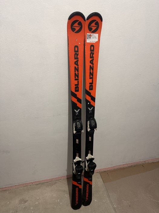 Schiuri second-hand în stare foarte bună (Salomon, Head, Blizzard, Rossignol, Dynasta