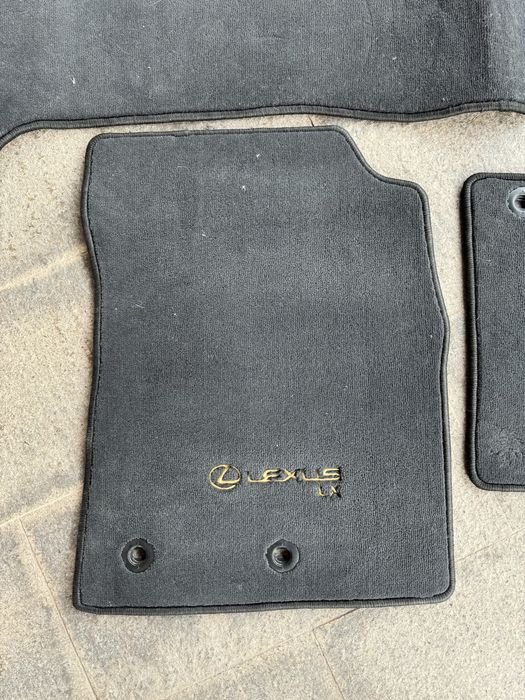 Полики на lexus 570 lx