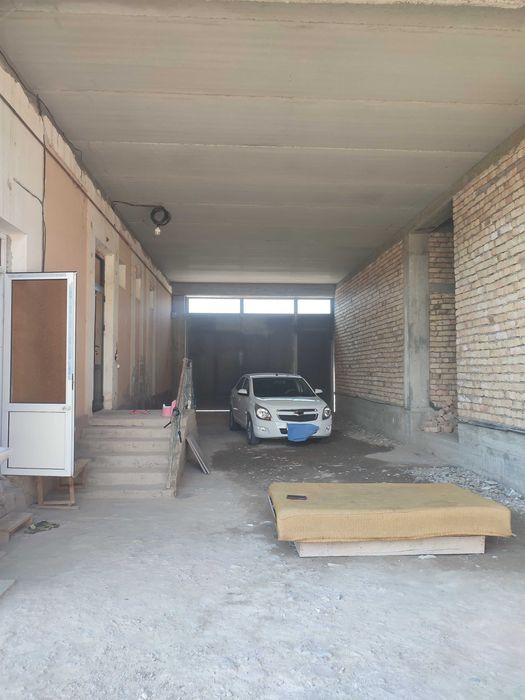 Hovli uchastkasi sotiladi 6 sotix