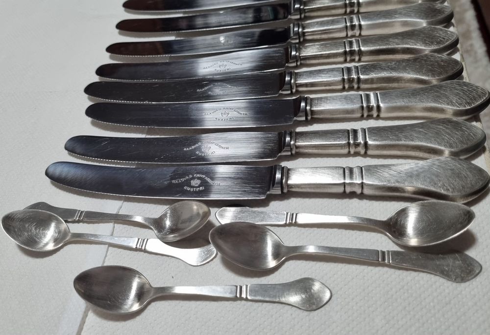 Set 8 cutite si 5 lingurite inox vintage