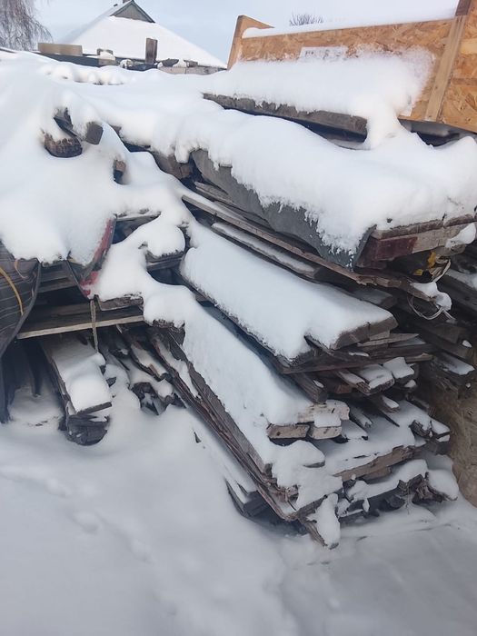 Продаю дрова и еще пиленный есть