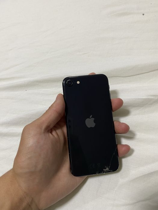 IPhone SE 2020 64гб