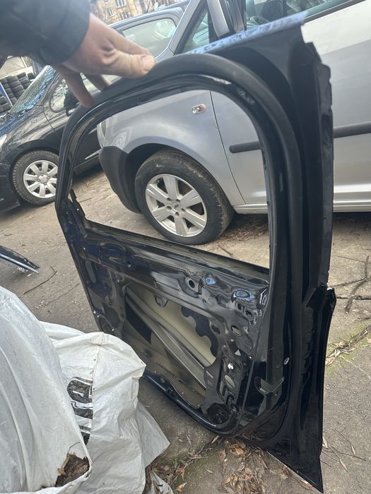 Skoda Octavia 4 2022 предна дясна врата