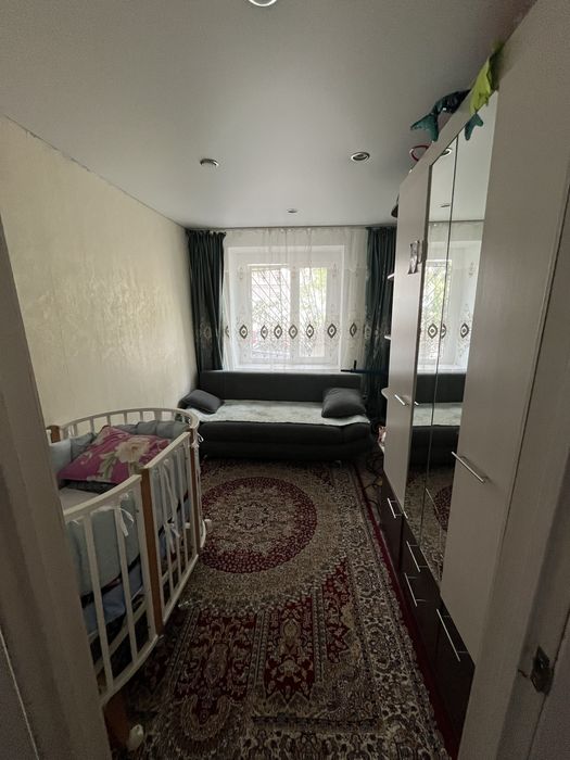 Срочно продам 2 х ком квартиру