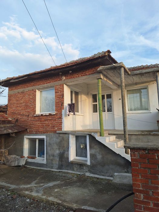 Продава се Къща в с. Джинот, Област Ямбол - 112 кв.м за 296 €/кв.м - Снимка #1