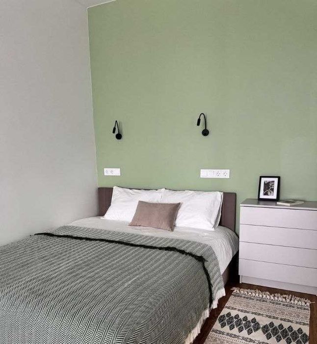 Сдам срочно авторскую 1 ком кв-ру 4/9 на Юнусабаде 19 А1