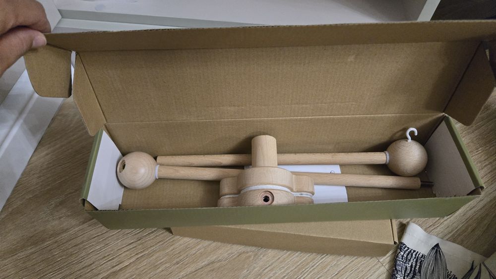 Детский мобиль деревянный