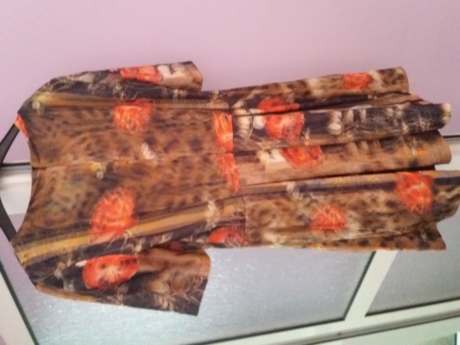 Дамска рокля М-Л нова