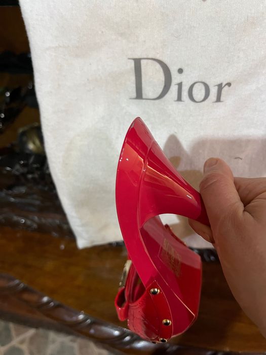 Dior чехли оригинал