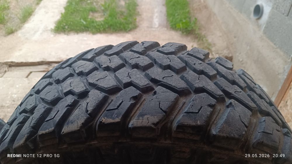 Vând roți complete pt pajero