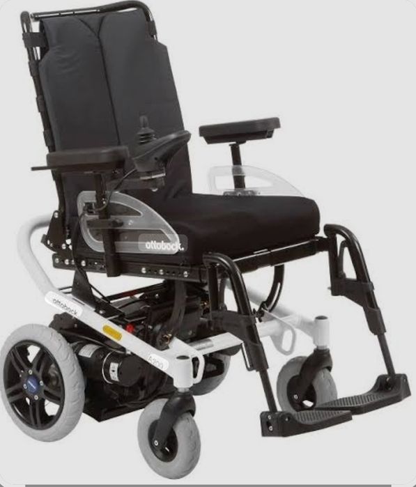Продам электроколяску Otto Bock A200