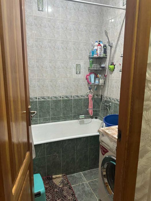 продоёца квартира 1 комнотная 1 этаж. Ташкент Чиланзар 17-42-37