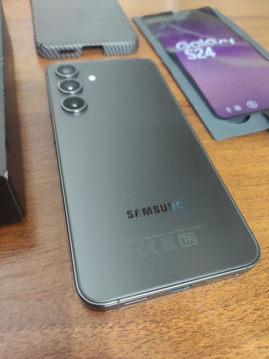 Продам Samsung Galaxy S24