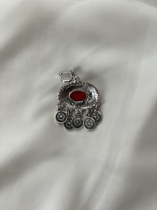 Украшения в национальном стиле