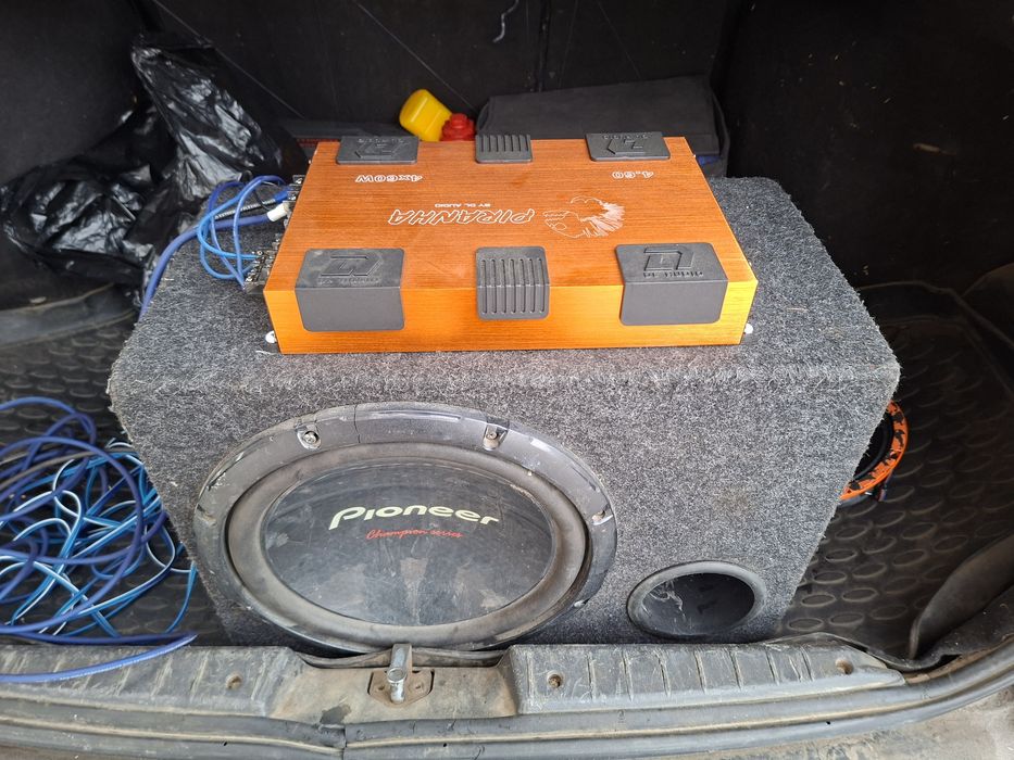 Продам автозвук..