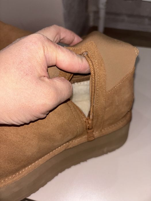 Продам новые угги , размер 38-39