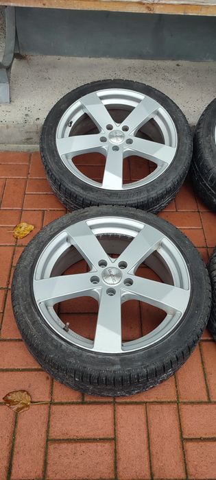 Джанти DEZENT със зимни гуми 5/112/18 размер на гумите 225/40/18