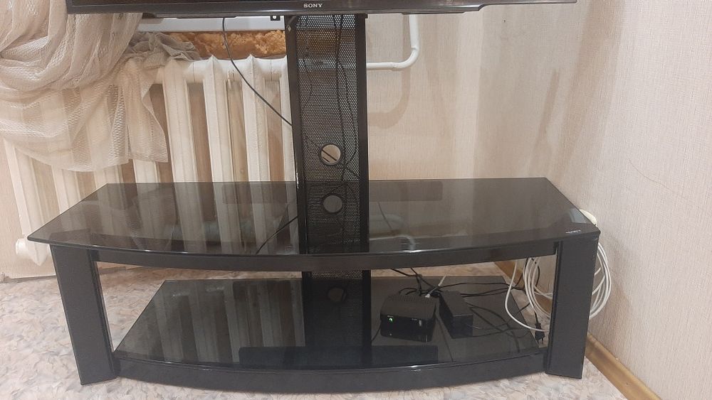 Тумба под телевизор