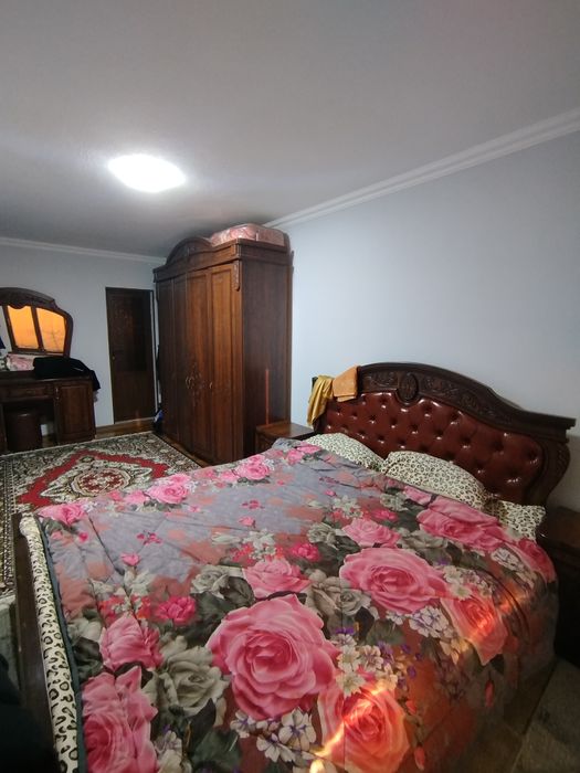 Yotoq hona toʻplami sastayanasi yaxshi oladigan odam koʻrib osa boladi