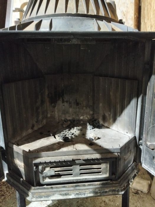 Vând focar șemineu 12 kw