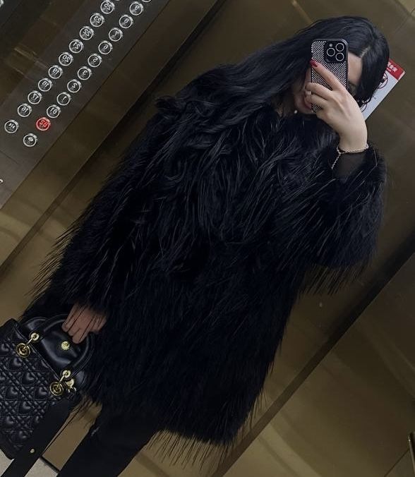 Шикарная шубка Лана М магкая