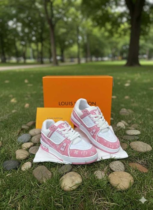 Adidasi Louis Vuitton Trainers Roz - Adidasi Dama Premium