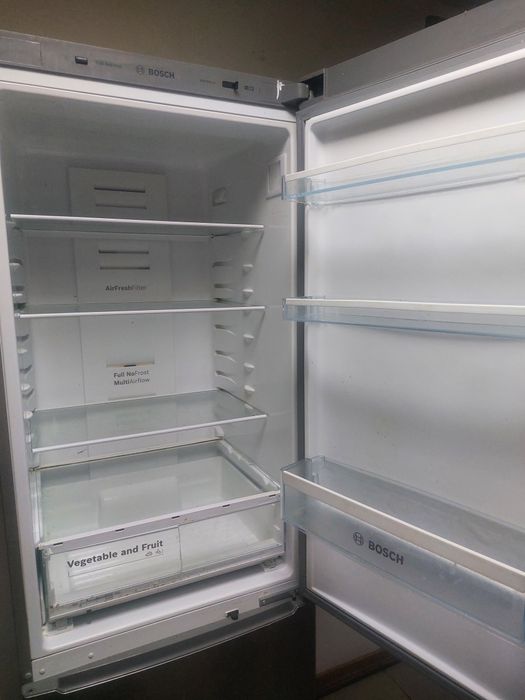 Холодильник BOSCH
