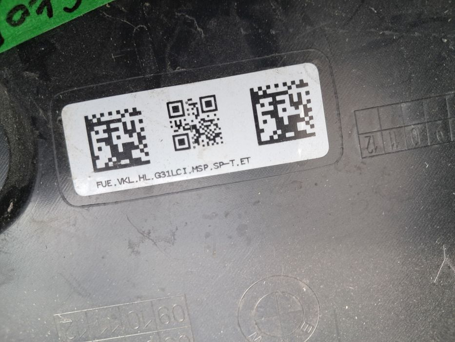 Скоба задна броня Bmw G31 лява 20е ново