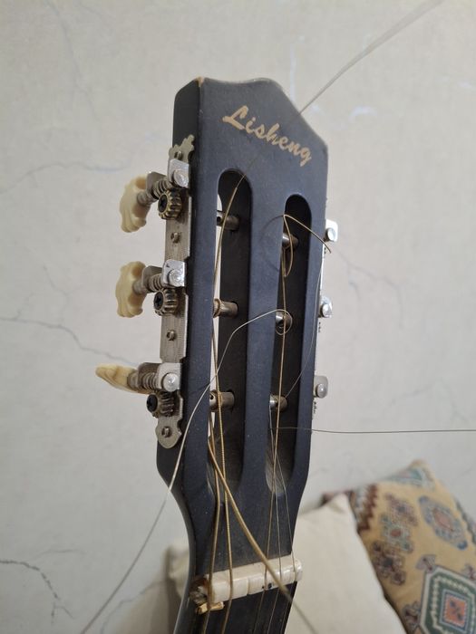 Гитара    продам