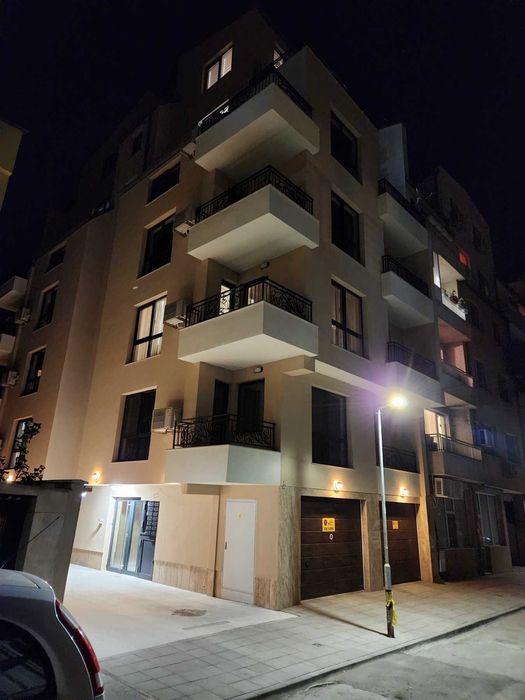 Дава се под наем Двустаен апартамент в Пловдив, Център - 70 кв.м за 500 € - Снимка #8