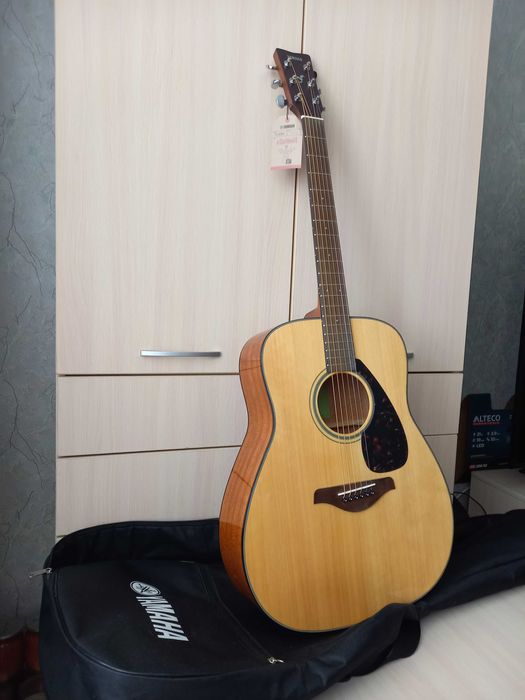 YAMAHA FG800 NT Natural